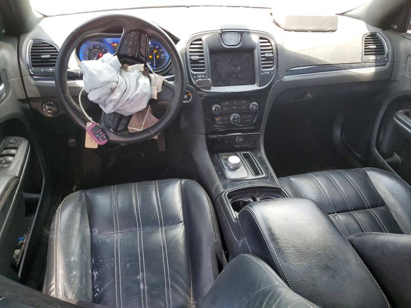 56615526 :رقم المزاد ، 2C3CCABT8MH582226 vin ، 2021 Chrysler 300 مزاد بيع