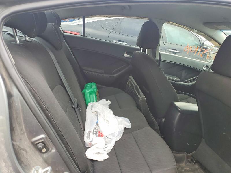 57511016 :رقم المزاد ، KNAFK4A69F5263417 vin ، 2015 Kia Forte مزاد بيع