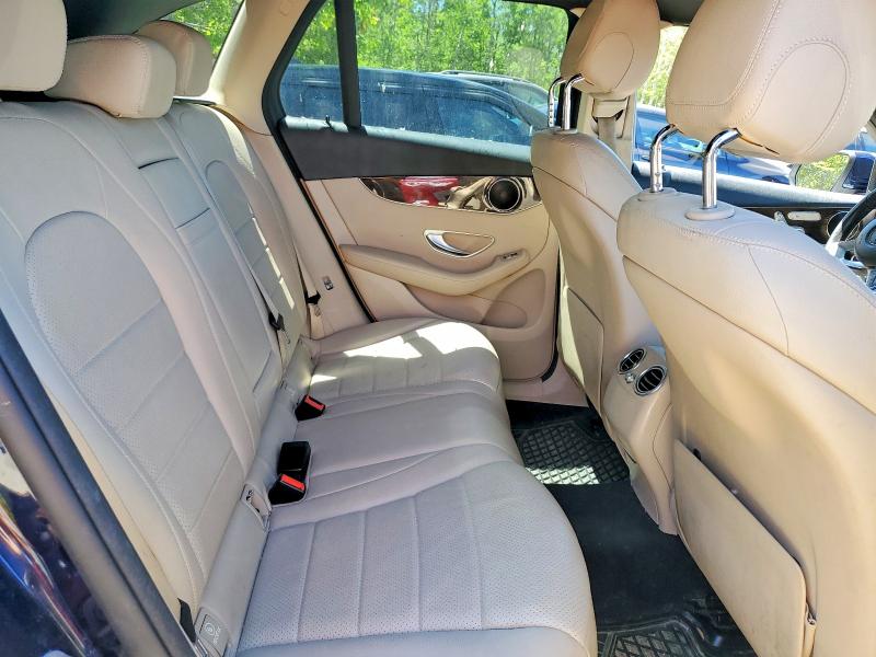 57227836 :رقم المزاد ، WDC0G4KB2JV107051 vin ، 2018 Mercedes-benz Glc مزاد بيع