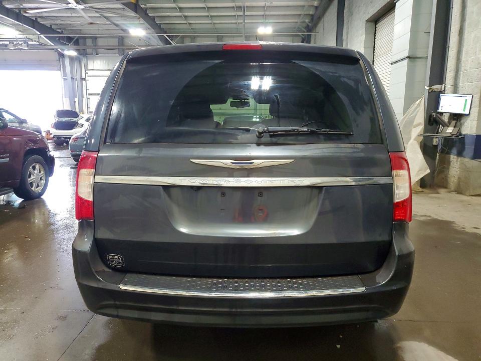 2014 Chrysler Town & Country მანქანა იყიდება აუქციონზე, vin: 2C4RC1CG0ER332742, აუქციონის ნომერი: 57687136
