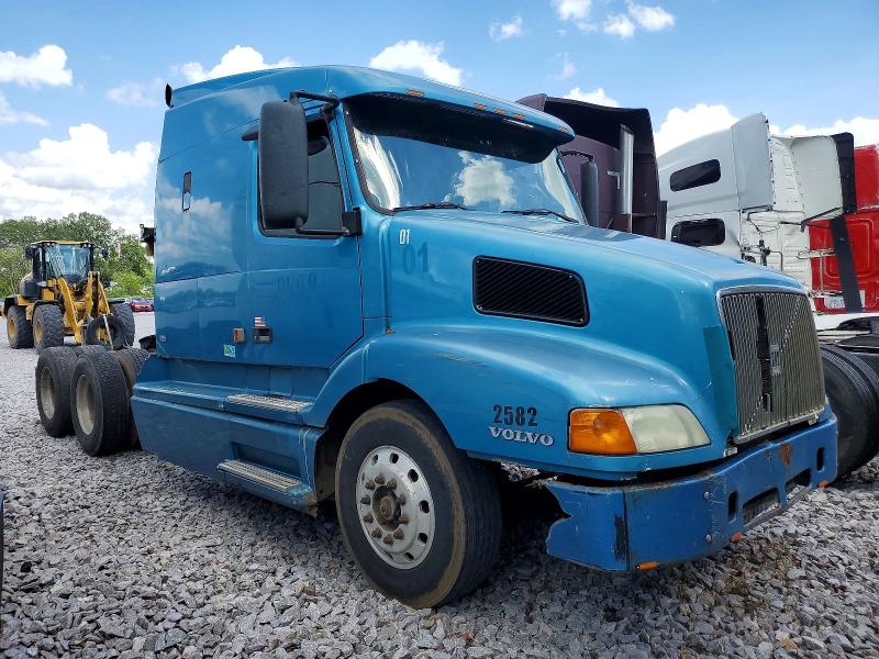 1998 Volvo Vnl მანქანა იყიდება აუქციონზე, vin: 4VG7DAGH4WN755028, აუქციონის ნომერი: 58588286