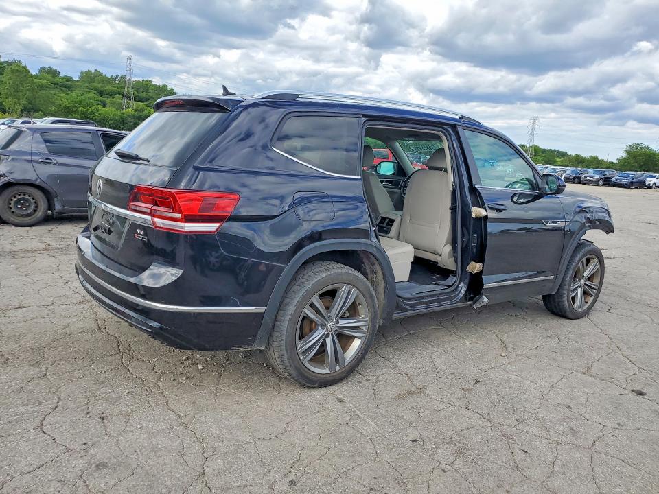 Продажа на аукционе авто 2018 Volkswagen Atlas, vin: 1V2PR2CA5JC518740, номер лота: 49134856