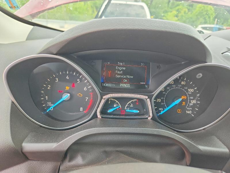55881776 :رقم المزاد ، 1FMCU0GD4KUC23207 vin ، 2019 Ford Escape مزاد بيع