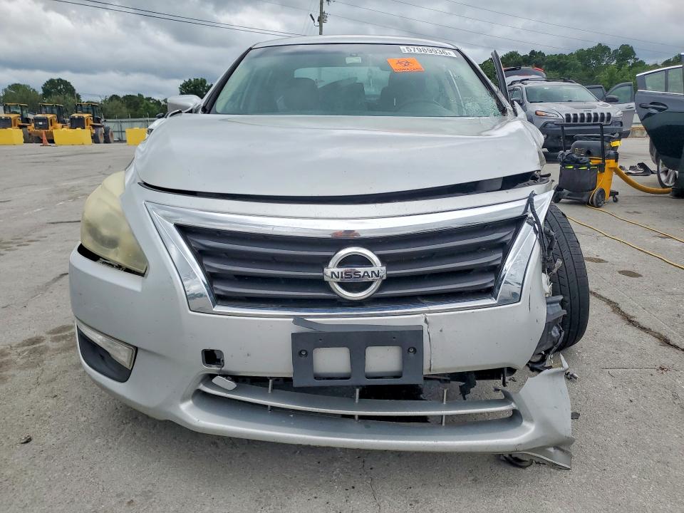 2014 Nissan Altima მანქანა იყიდება აუქციონზე, vin: 1N4AL3AP9EC270185, აუქციონის ნომერი: 57989936