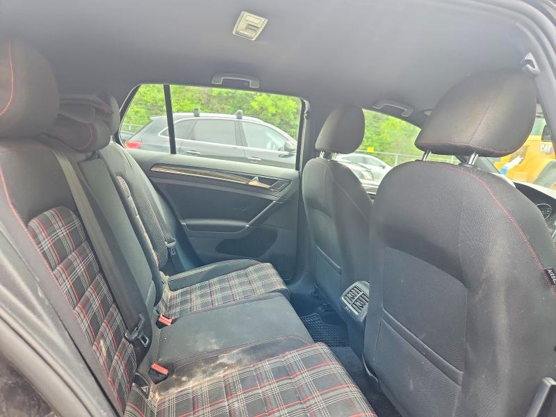 Продажа на аукционе авто 2017 Volkswagen Gti, vin: 3VW547AU8HM076317, номер лота: 57208276