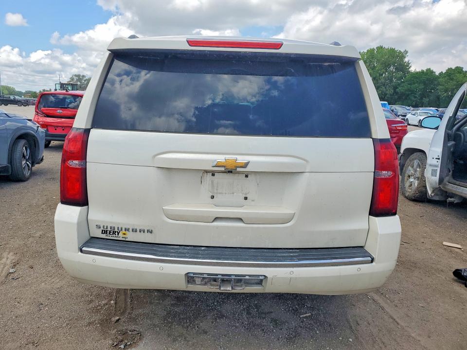 56151856 :رقم المزاد ، 1GNSKKKC9FR147421 vin ، 2015 Chevrolet Suburban مزاد بيع