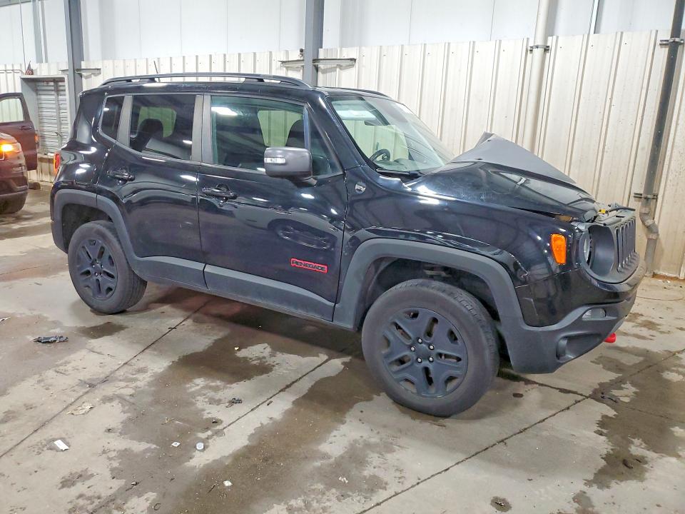 57228486 :رقم المزاد ، ZACCJBCB7JPH37274 vin ، 2018 Jeep Renegade مزاد بيع