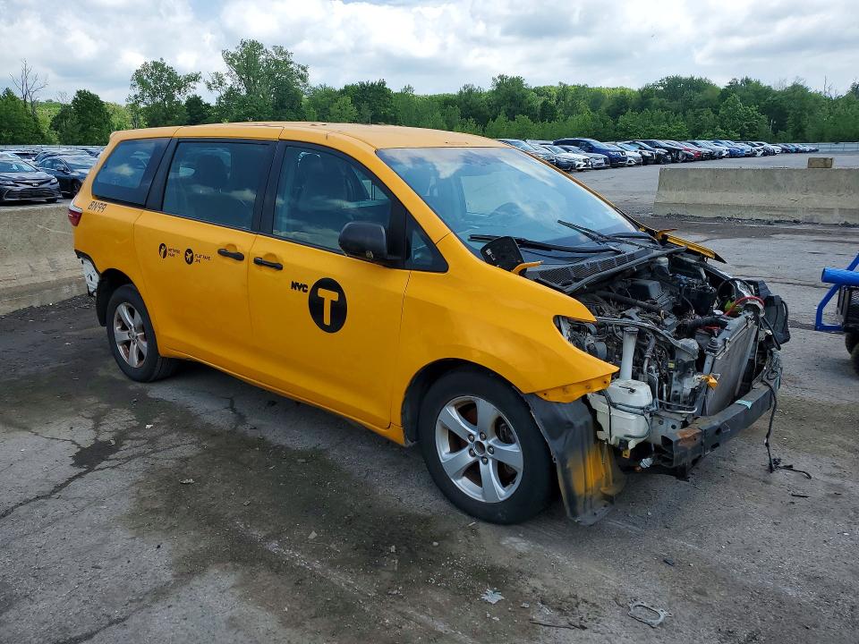 2017 Toyota Sienna მანქანა იყიდება აუქციონზე, vin: 5TDZZ3DC5HS841176, აუქციონის ნომერი: 57137816