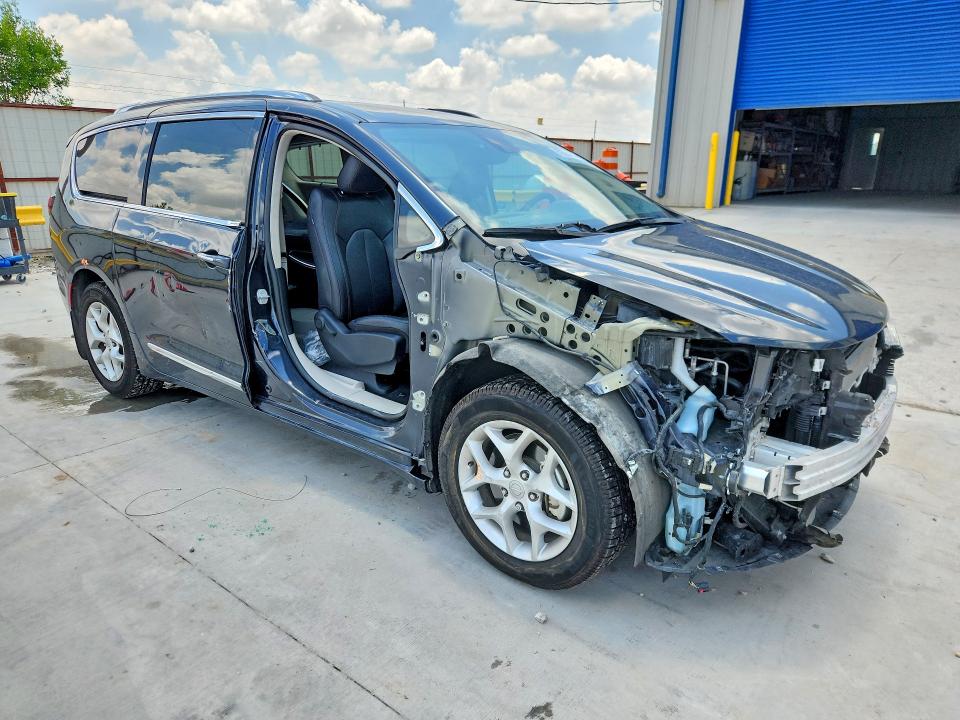 Продаж на аукціоні авто 2020 Chrysler Pacifica, vin: 2C4RC1BG9LR128813, номер лоту: 55584896