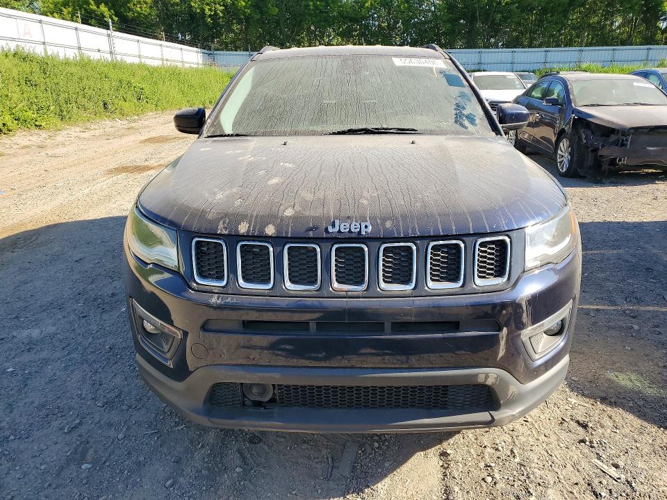 2018 Jeep Compass მანქანა იყიდება აუქციონზე, vin: 3C4NJCBB5JT267349, აუქციონის ნომერი: 55630406