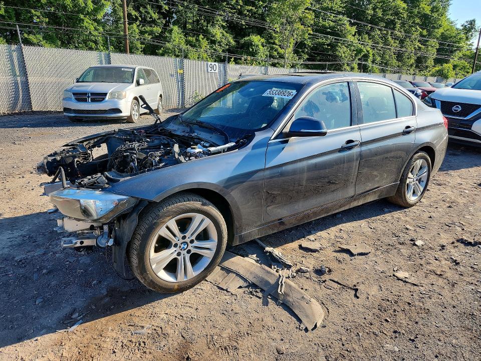 55338926 :رقم المزاد ، WBA8D9G58HNT90791 vin ، 2017 Bmw 330 مزاد بيع