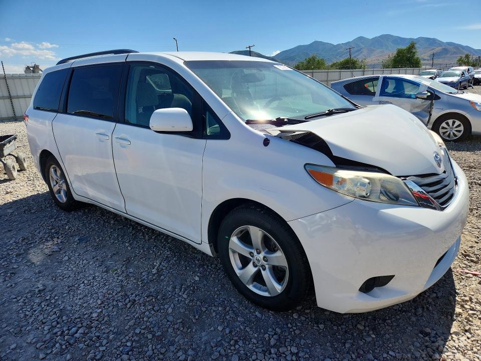 Продажа на аукционе авто 2011 Toyota Sienna, vin: 5TDKK3DCXBS086085, номер лота: 55799876