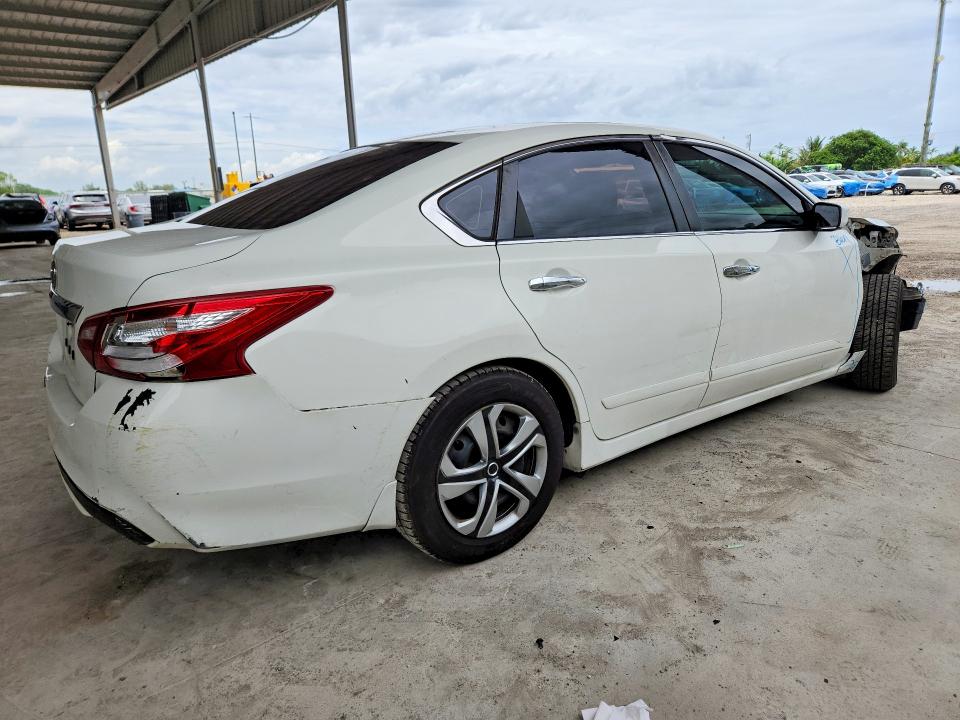 Продаж на аукціоні авто 2016 Nissan Altima, vin: 1N4AL3APXGC284762, номер лоту: 56015936