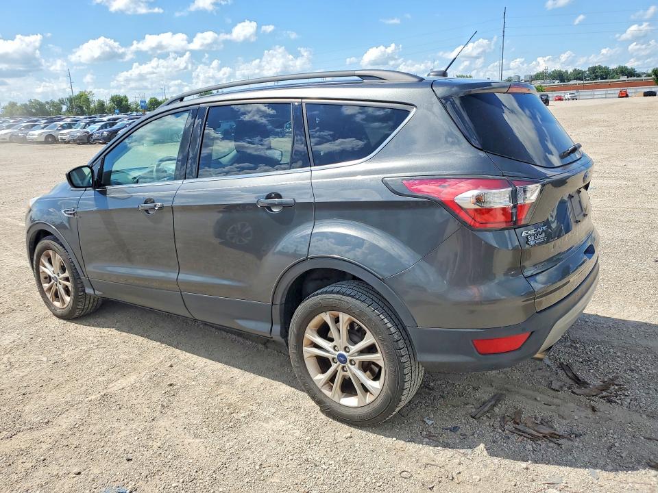 57401466 :رقم المزاد ، 1FMCU0GD1HUB13076 vin ، 2017 Ford Escape مزاد بيع