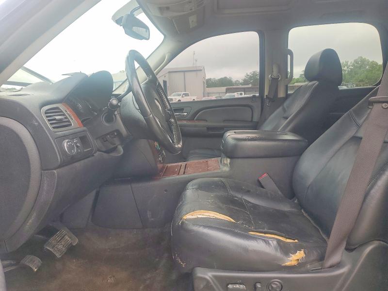 57853736 :رقم المزاد ، 1GNFC13J38J216336 vin ، 2008 Chevrolet Tahoe مزاد بيع