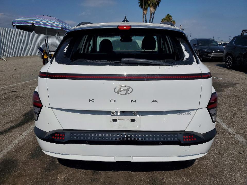 2025 Hyundai Kona მანქანა იყიდება აუქციონზე, vin: KM8HE3A60SU021754, აუქციონის ნომერი: 59389196