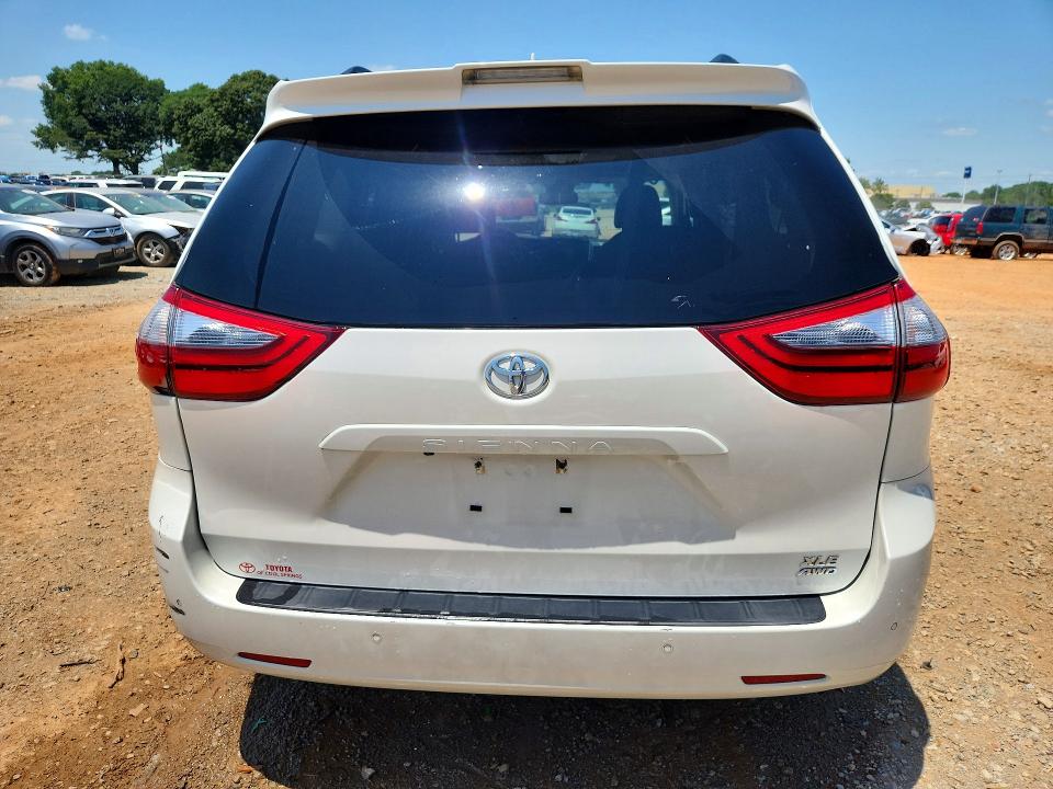 58813966 :رقم المزاد ، 5TDDZ3DC3LS238360 vin ، 2020 Toyota Sienna مزاد بيع