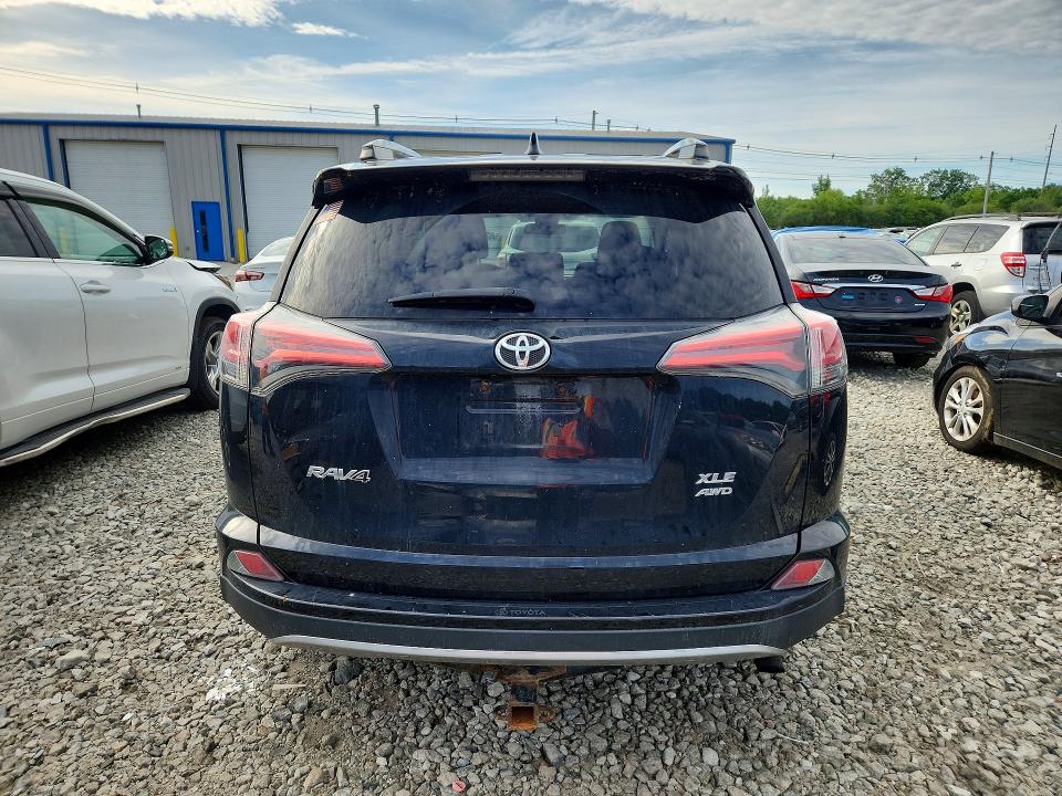 Продажа на аукционе авто 2017 Toyota Rav4, vin: 2T3RFREV0HW578914, номер лота: 58332966