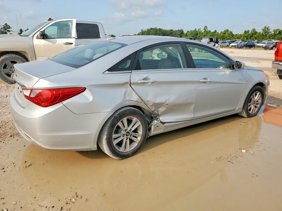 2011 Hyundai Sonata მანქანა იყიდება აუქციონზე, vin: 5NPEB4AC2BH015850, აუქციონის ნომერი: 58290886