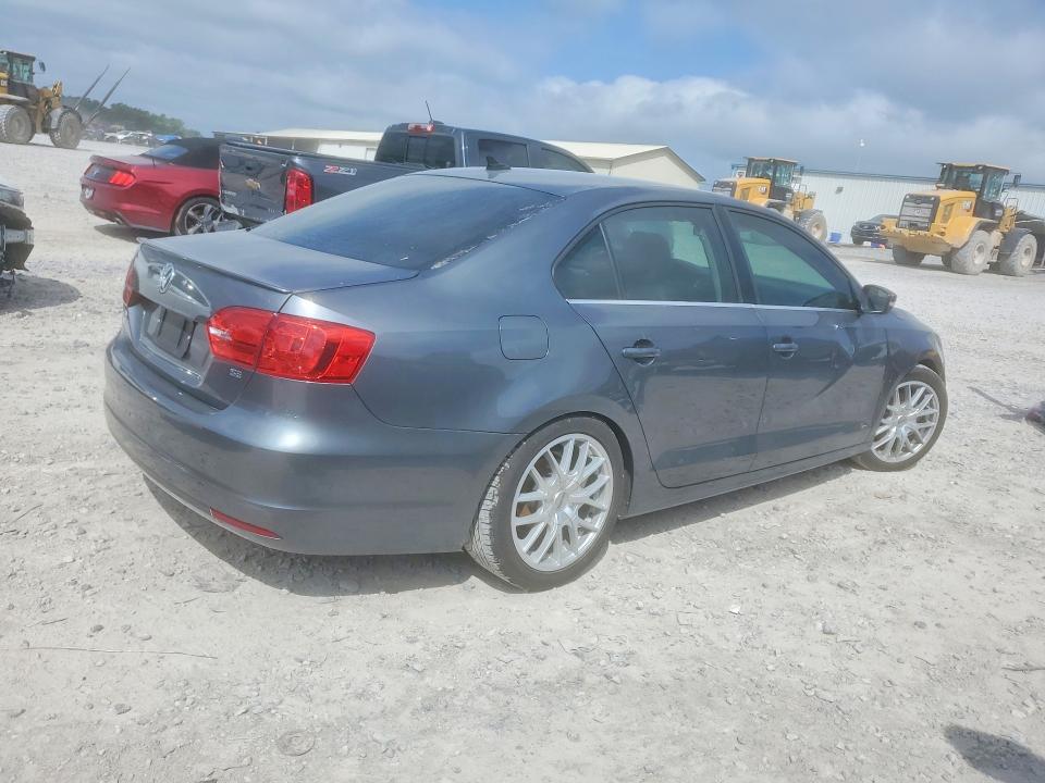 56227346 :رقم المزاد ، 3VWB17AJ5EM397101 vin ، 2014 Volkswagen Jetta مزاد بيع
