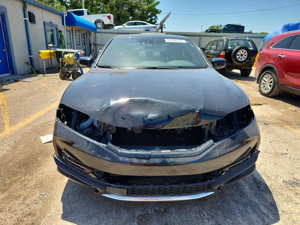 Продажа на аукционе авто 2017 Honda Accord, vin: 1HGCT2B98HA005515, номер лота: 55568796