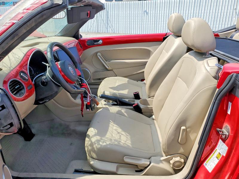 85971125 :رقم المزاد ، 3VW5P7AT1DM822728 vin ، 2013 Volkswagen Beetle مزاد بيع