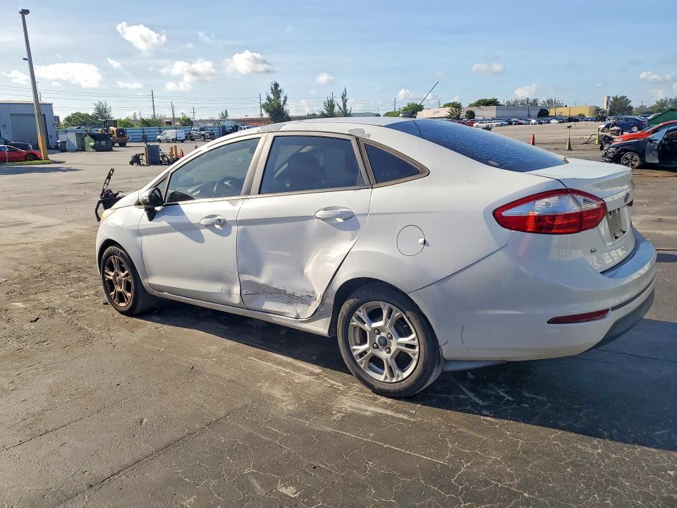 2015 Ford Fiesta მანქანა იყიდება აუქციონზე, vin: 3FADP4BJ7FM204378, აუქციონის ნომერი: 50253566