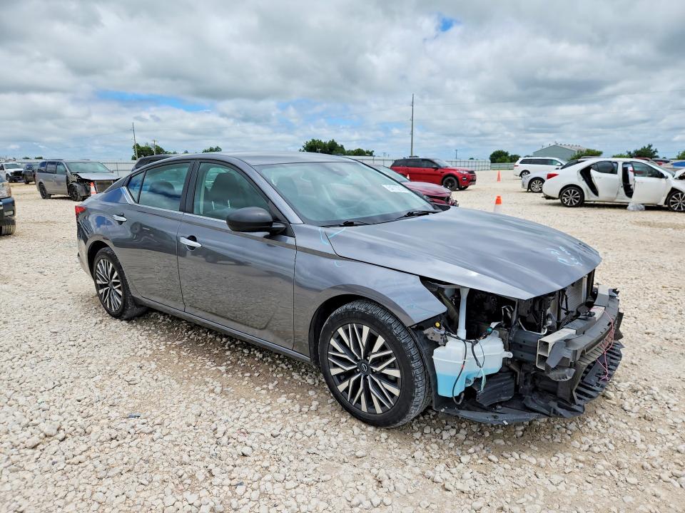 2024 Nissan Altima მანქანა იყიდება აუქციონზე, vin: 1N4BL4DV1RN322245, აუქციონის ნომერი: 54713216
