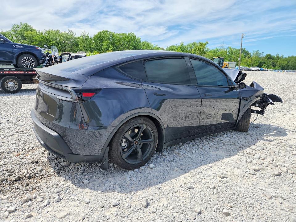 2026 Tesla Model Y მანქანა იყიდება აუქციონზე, vin: 7SAYGDEE9TF372682, აუქციონის ნომერი: 55735766