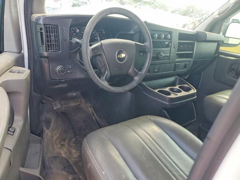 56886456 :رقم المزاد ، 1GCWGFCF9F1119533 vin ، 2015 Chevrolet Express G2500 مزاد بيع