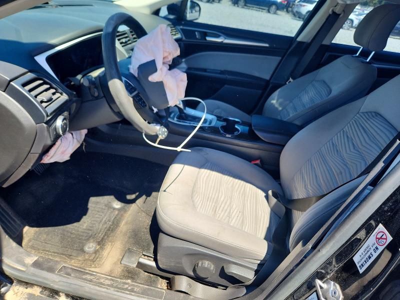56036136 :رقم المزاد ، 3FA6P0G70GR398058 vin ، 2016 Ford Fusion مزاد بيع