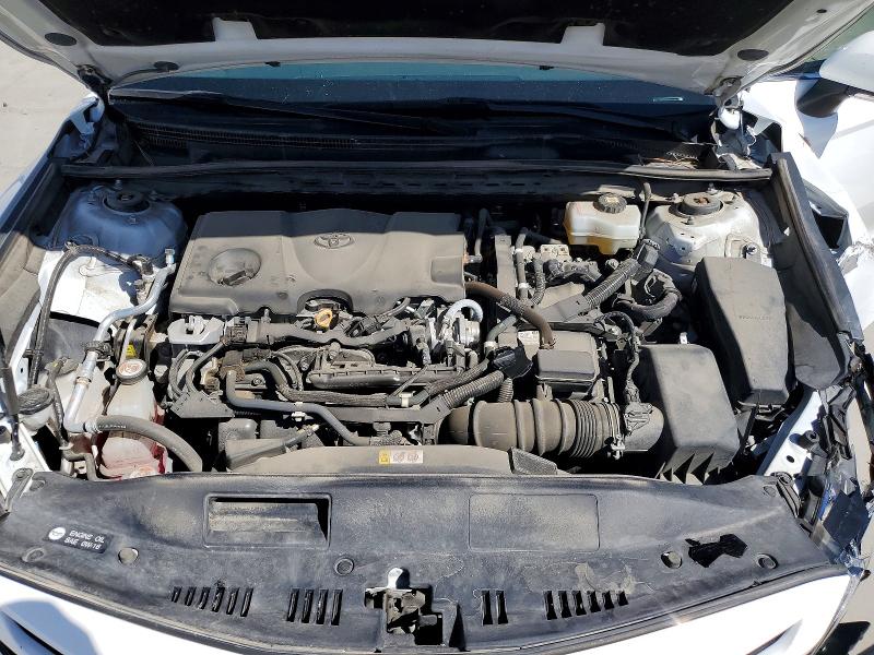 55917526 :رقم المزاد ، 4T1S31AK6NU572854 vin ، 2022 Toyota Camry Hybrid مزاد بيع
