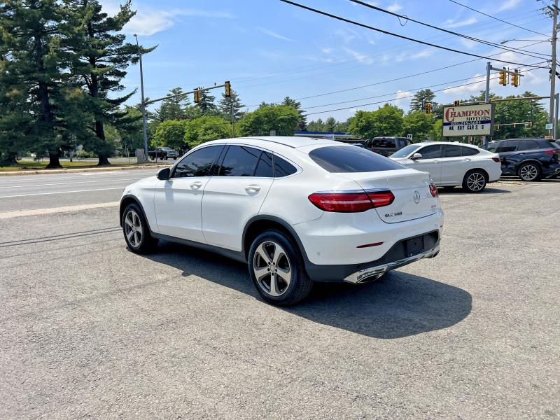 2017 Mercedes-benz Glc Coupe მანქანა იყიდება აუქციონზე, vin: WDC0J4KB8HF132039, აუქციონის ნომერი: 57222956