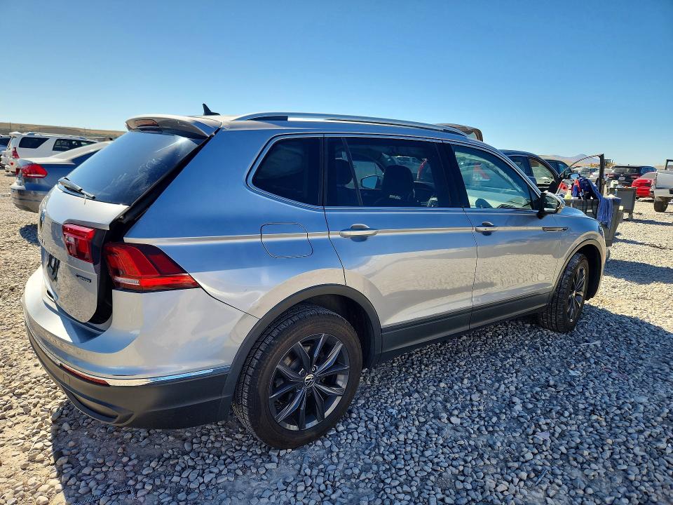 Продажа на аукционе авто 2022 Volkswagen Tiguan, vin: 3VV2B7AX6NM026177, номер лота: 56944926