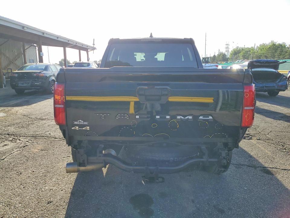 Продаж на аукціоні авто 2025 Toyota Tacoma, vin: 3TMLB5JN9SM181646, номер лоту: 55416996