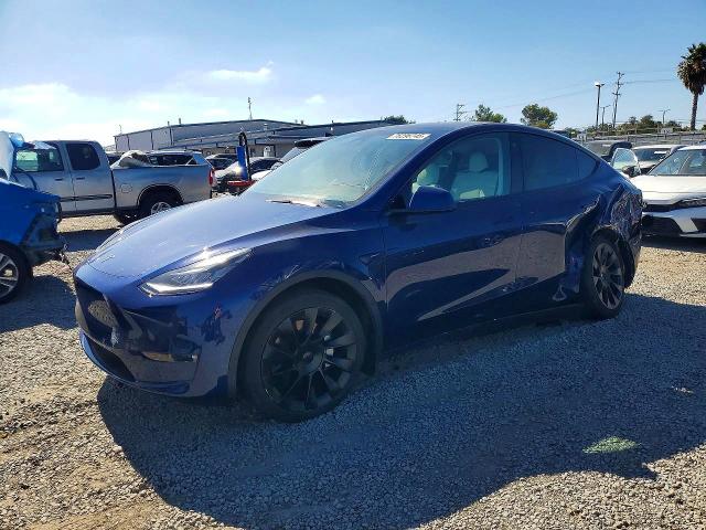 76296745 :رقم المزاد ، 7SAYGAEE2NF464959 vin ، 2022 Tesla Model Y مزاد بيع