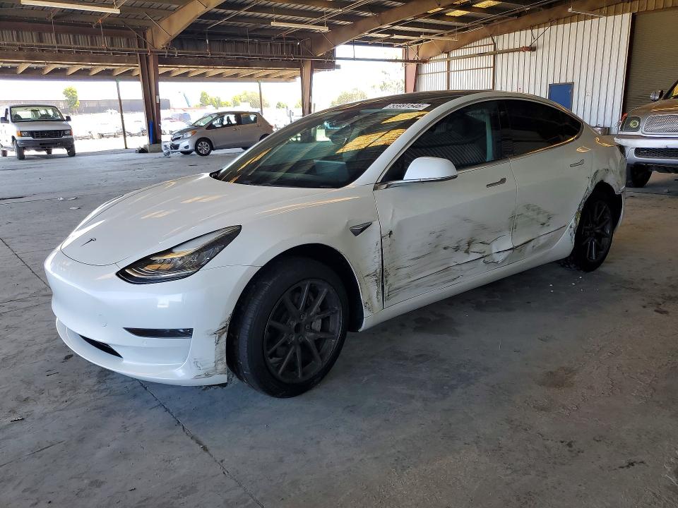 55991546 :رقم المزاد ، 5YJ3E1EA0KF430752 vin ، 2019 Tesla Model 3 مزاد بيع