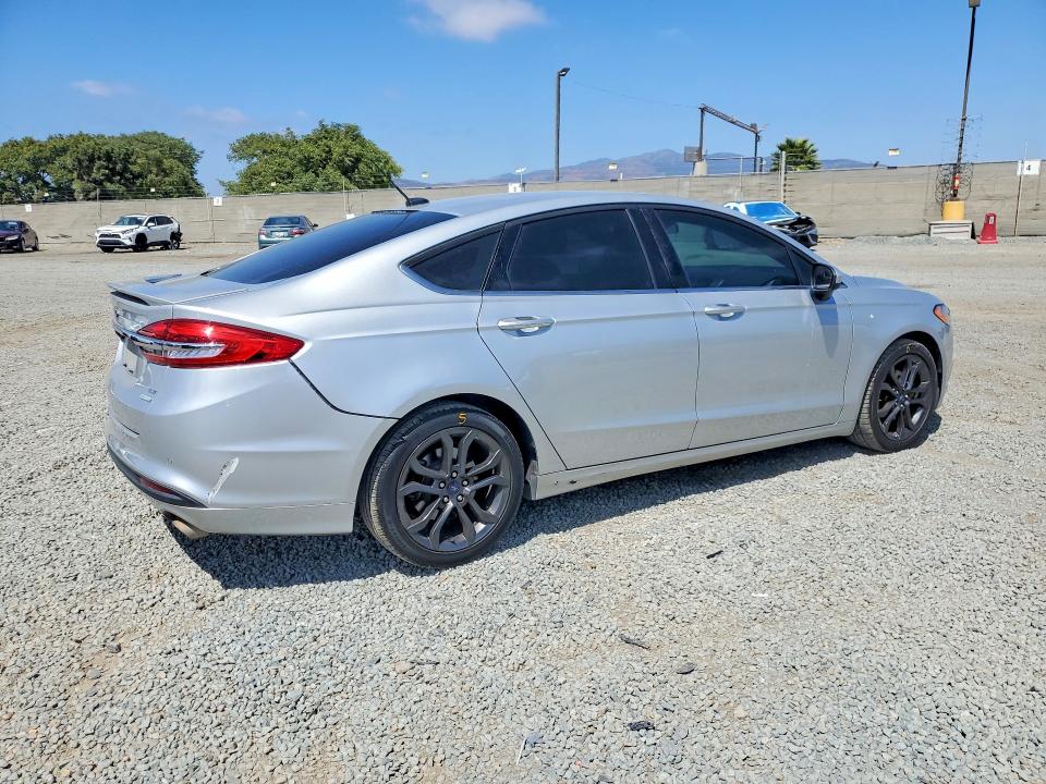 Продажа на аукционе авто 2018 Ford Fusion, vin: 3FA6P0HD7JR231692, номер лота: 57255426