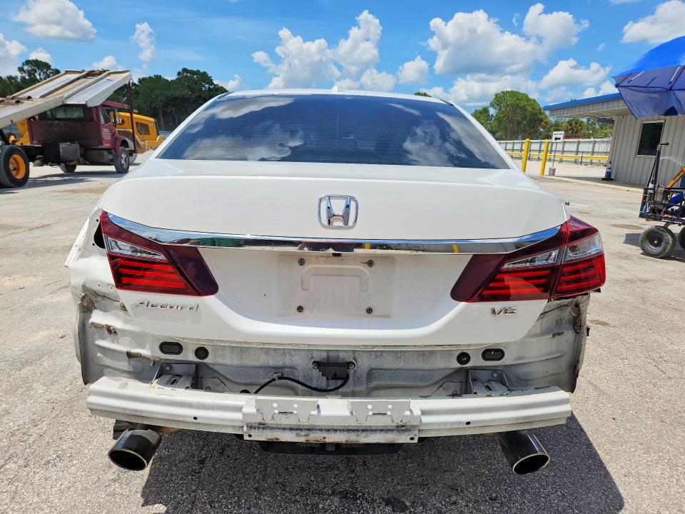 Продажа на аукционе авто 2016 Honda Accord, vin: 1HGCR3F0XGA016157, номер лота: 57310986