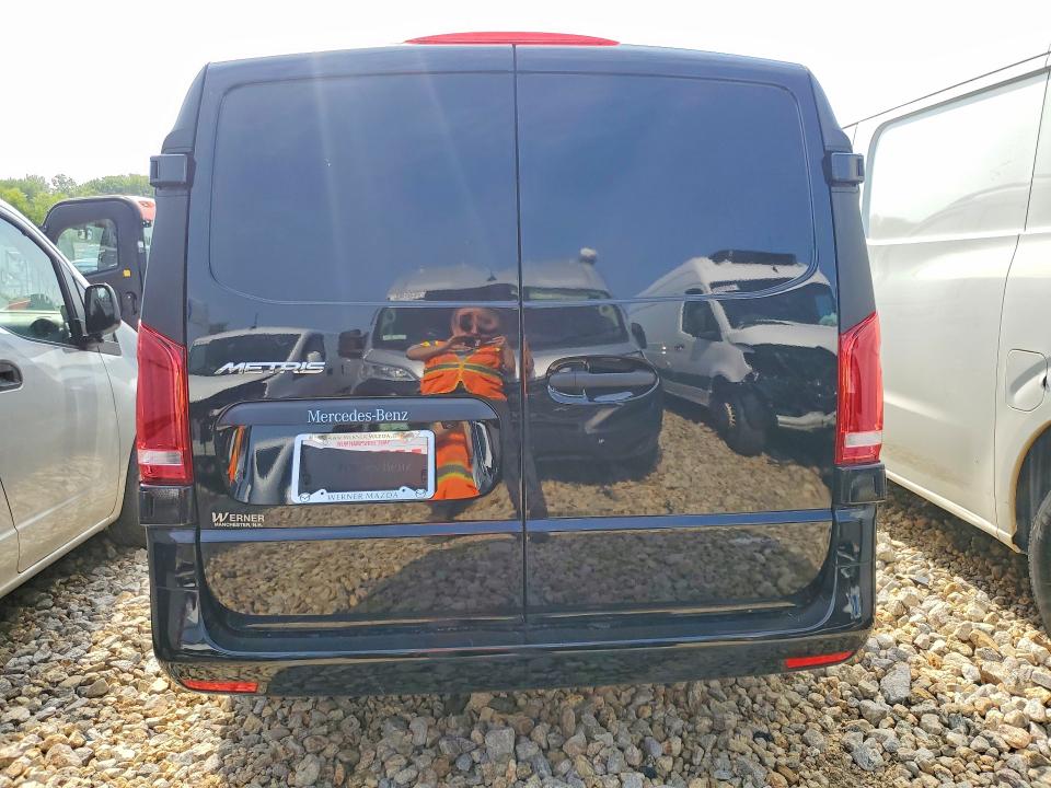 58585966 :رقم المزاد ، W1YV0CEY7N4163102 vin ، 2022 Mercedes-benz Metris مزاد بيع