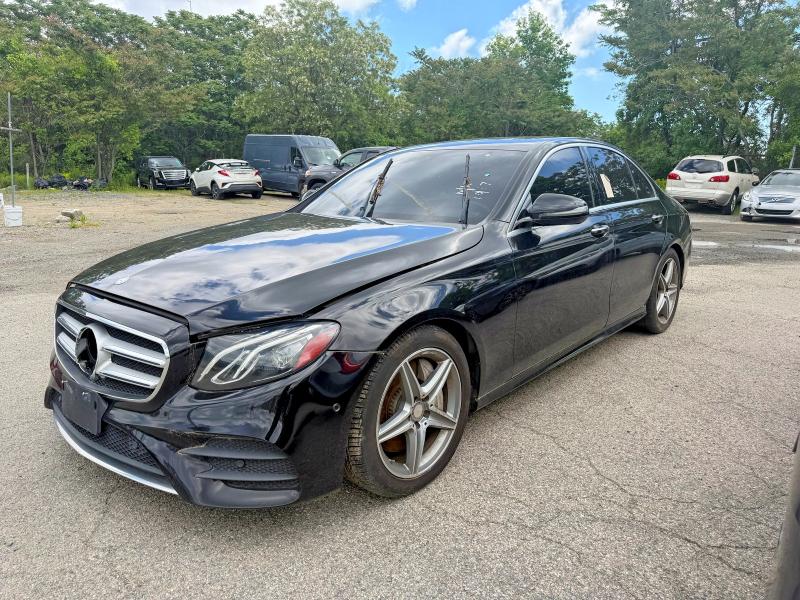 55903696 :رقم المزاد ، WDDZF4KB1HA012777 vin ، 2017 Mercedes-benz E مزاد بيع