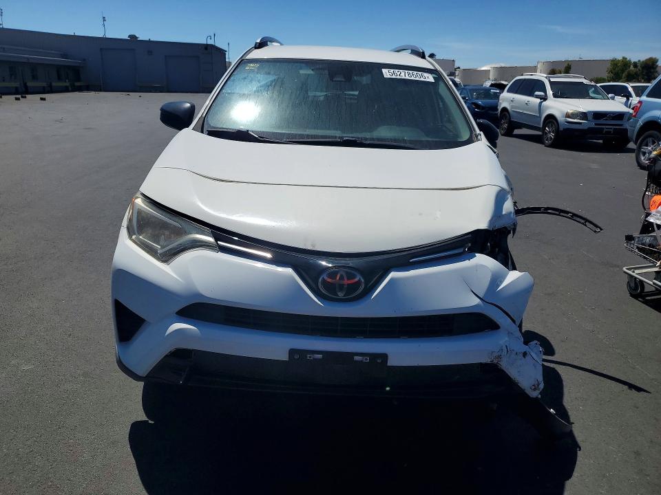 56278606 :رقم المزاد ، JTMZFREV4JD128962 vin ، 2018 Toyota Rav4 مزاد بيع