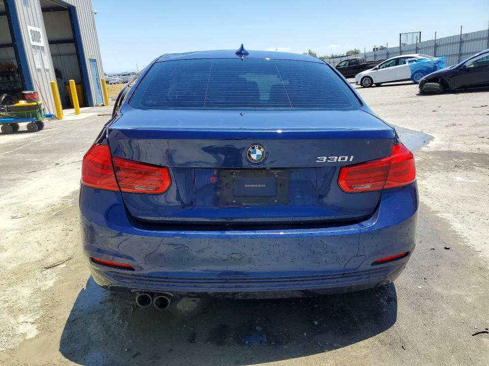57317766 :رقم المزاد ، WBA8B9G56HNU51531 vin ، 2017 Bmw 330 مزاد بيع