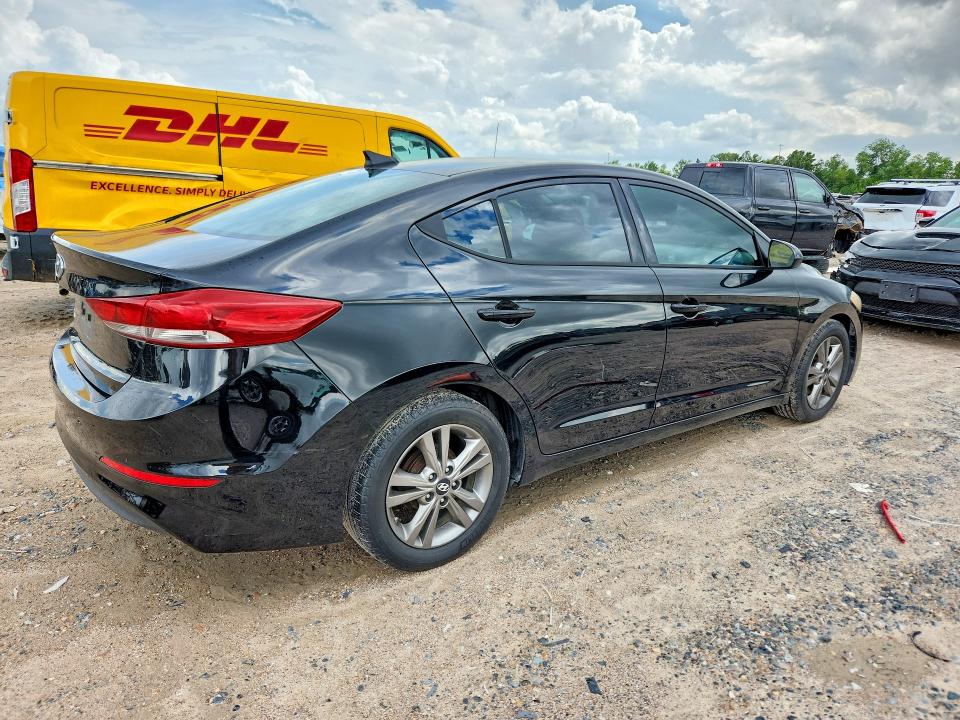 2017 Hyundai Elantra მანქანა იყიდება აუქციონზე, vin: 5NPD84LF8HH002708, აუქციონის ნომერი: 56129296