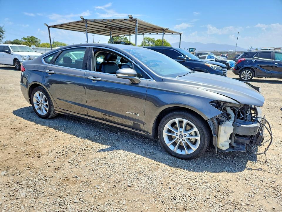 Продажа на аукционе авто 2019 Ford Fusion, vin: 3FA6P0MU0KR175490, номер лота: 57333996
