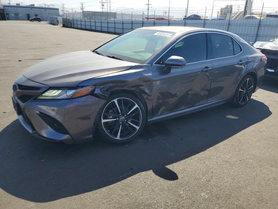 Aukcja sprzedaży 2018 Toyota Camry, vin: 4T1B61HK3JU048701, numer aukcji: 56500436