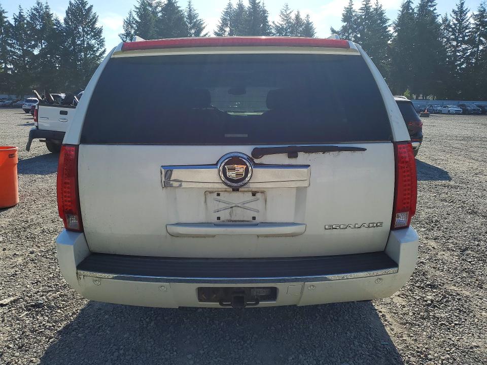2008 Cadillac Escalade მანქანა იყიდება აუქციონზე, vin: 1GYFK66858R120558, აუქციონის ნომერი: 58641426
