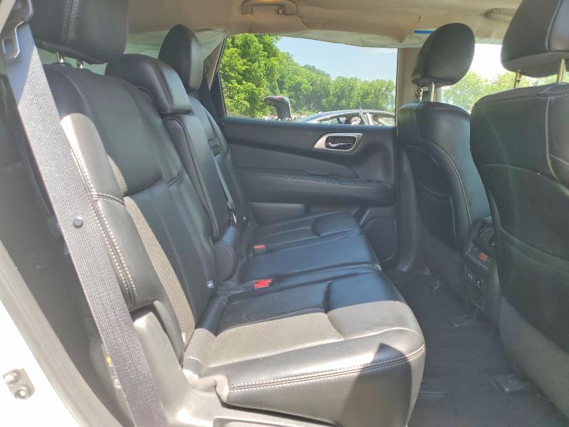 Продажа на аукционе авто 2017 Nissan Pathfinder, vin: 5N1DR2MM8HC681398, номер лота: 57370516