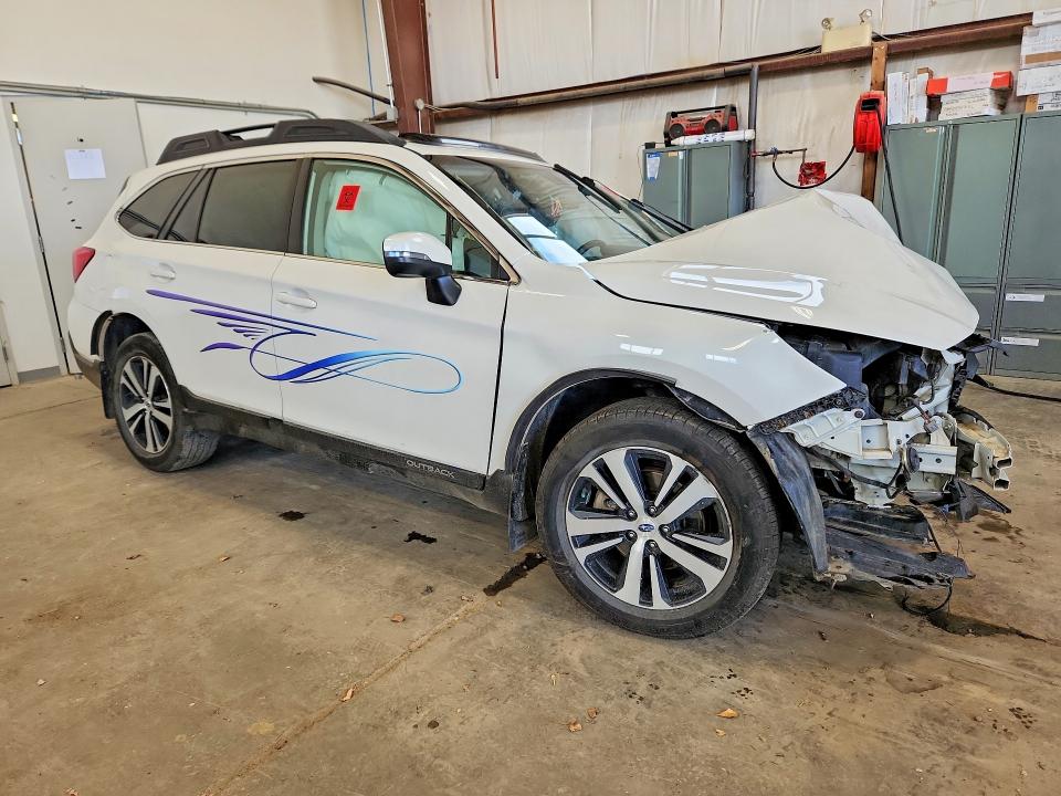 Продажа на аукционе авто 2018 Subaru Outback, vin: 4S4BSFNC6J3212180, номер лота: 57350566