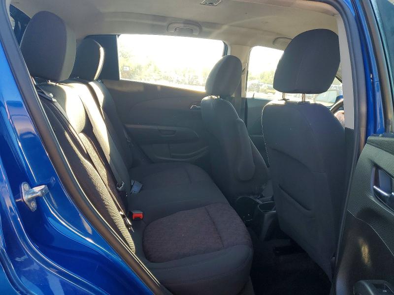 56864146 :رقم المزاد ، 1G1JD6SH1J4102747 vin ، 2018 Chevrolet Sonic مزاد بيع